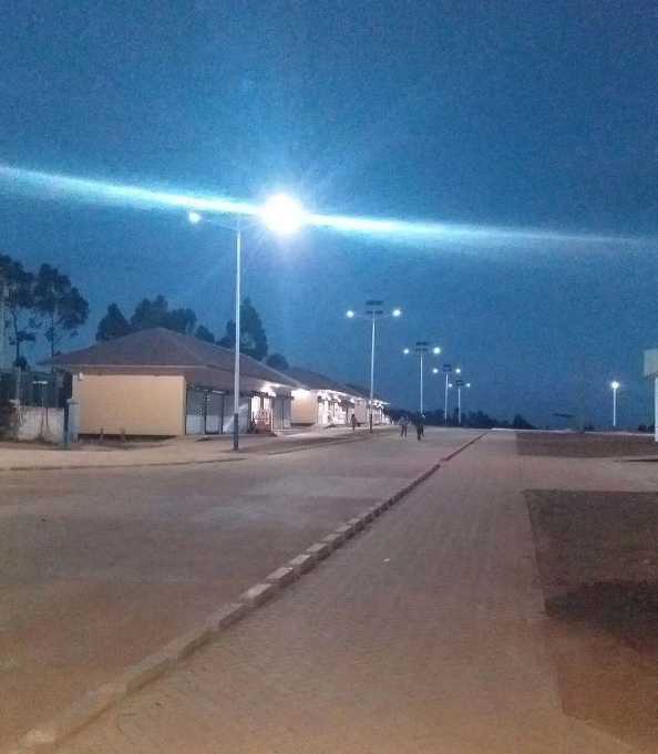 昌邑市非洲科特迪瓦太阳能路灯工程